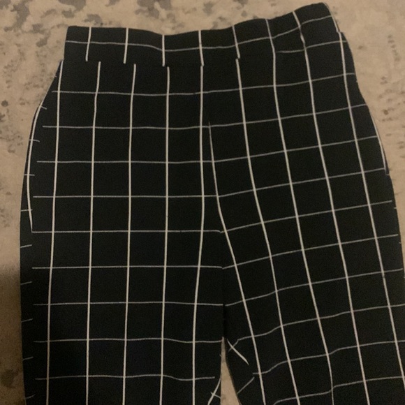 Fitted leggings - Picture 2 of 6